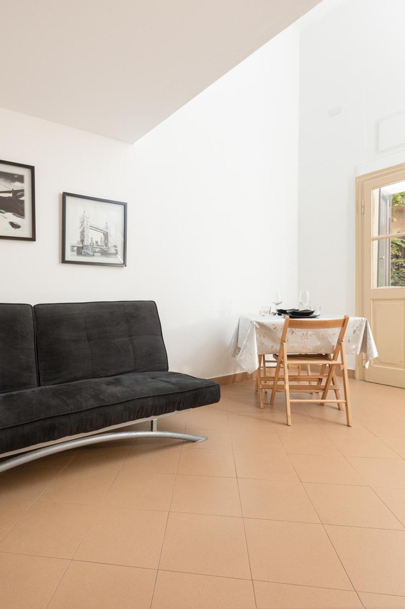 Cream Little Apartment - M1 - City Center Milan Luaran gambar